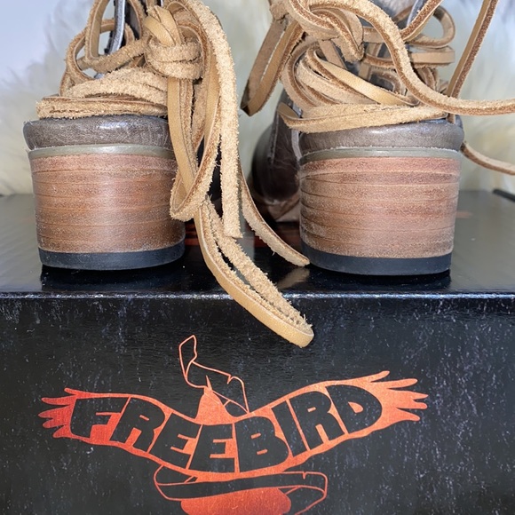 🦅 Freebird Jojo Booties 🦅 - Picture 7 of 12